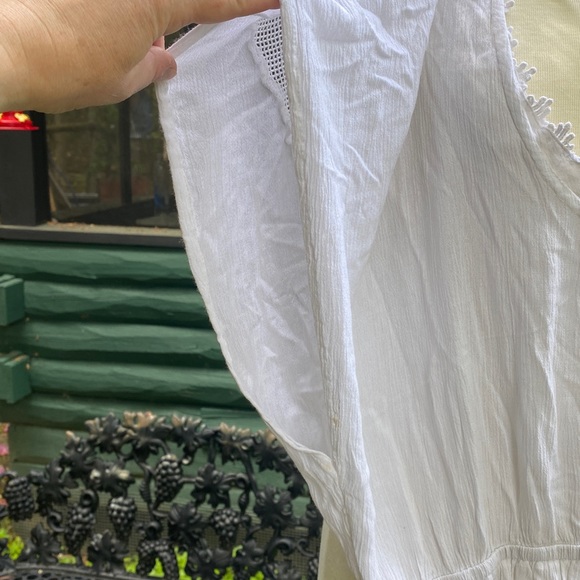 ☀️Beach Romper. SO CUTE. - Picture 6 of 10